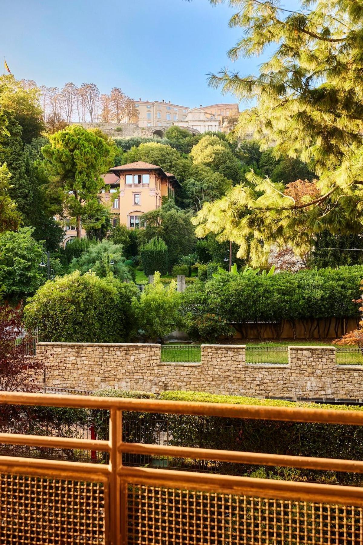 100M Dalla Funicolare Di Citta Alta- 10 Ospiti Bergamo Esterno foto